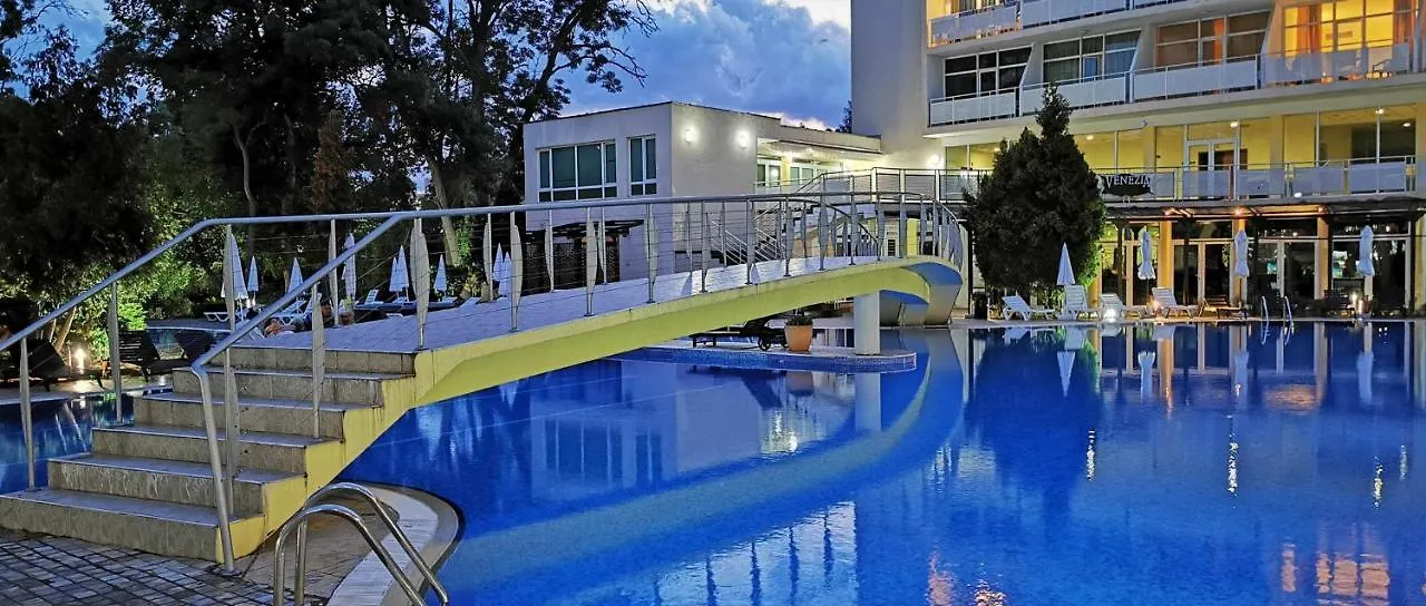 Grand Hotel Oasis Sunny Beach